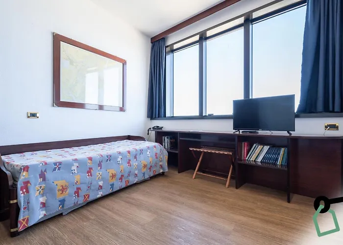 Hotel Hotiday Porto 3*