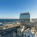 Hotiday Porto Ξενοδοχείο 3*