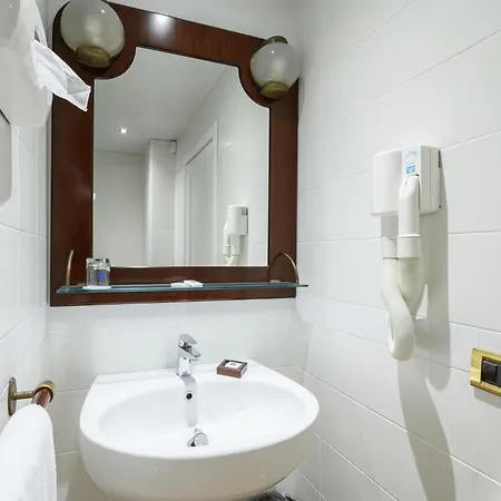 Hotel Hotiday Porto