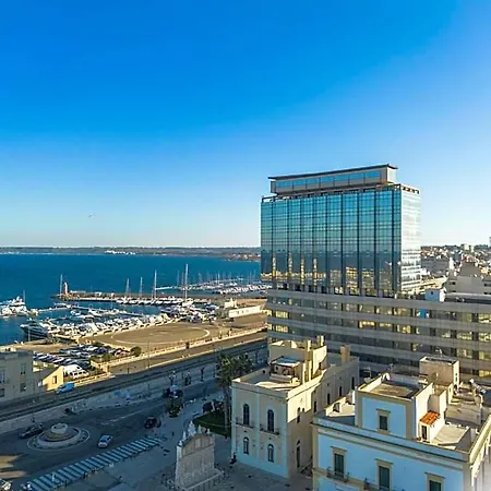 Hotiday Porto Hotel