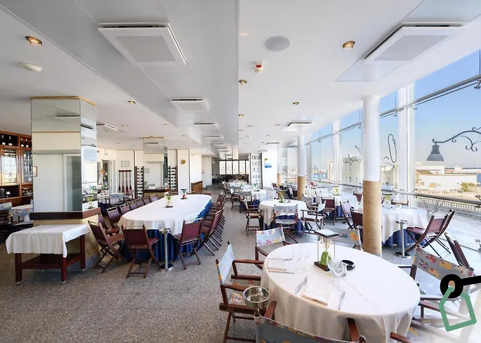 Hotiday Porto Hotel 3*